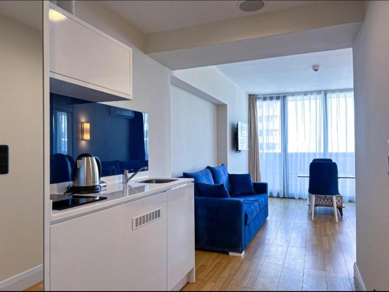 Orbi City Apartment With Sea View Batumi Exterior photo