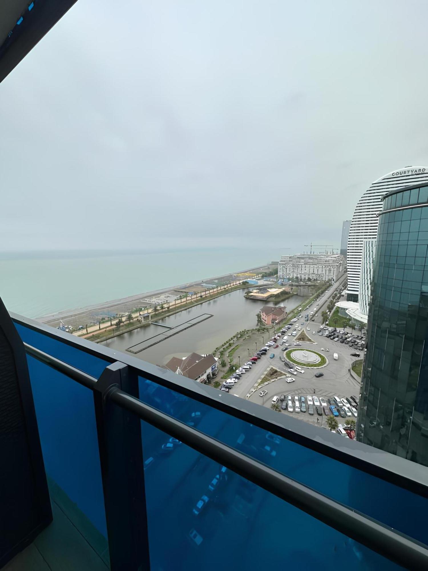 Orbi City Apartment With Sea View Batumi Exterior photo